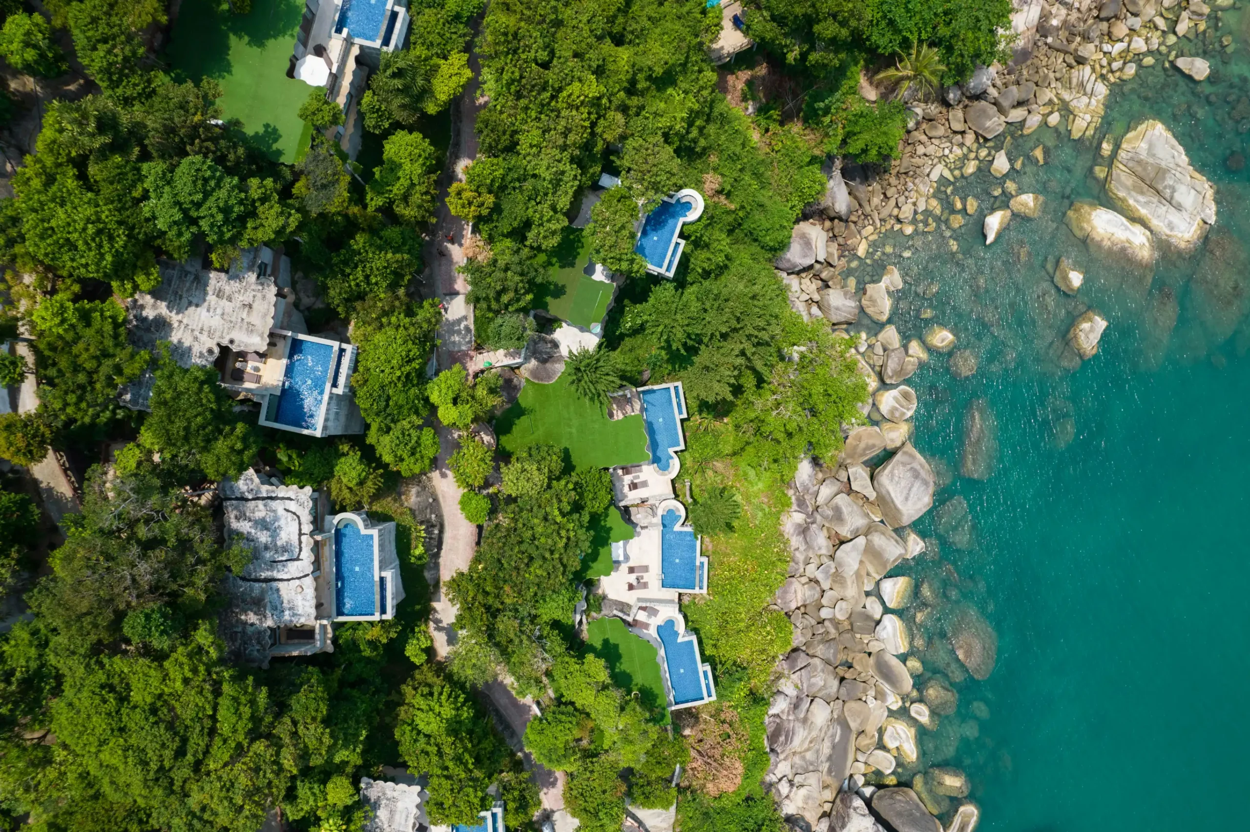 Luxury Villas & Private Residence Hotels - Photo by antonio araujo via Unsplash+.